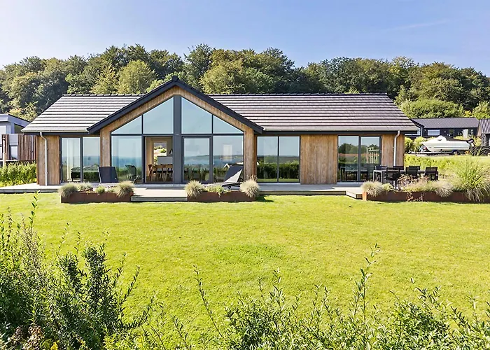 Gorgeous In With Kitchen Semesterbostad *